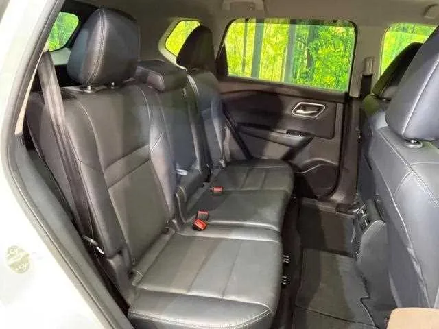 Nissan X-Trail 2023 — миниатюра 4