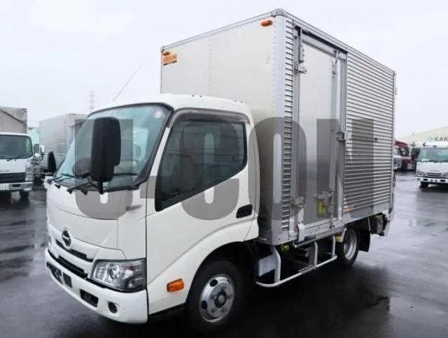 Hino Dutro 2023 — фото 1, купить с доставкой в Москву