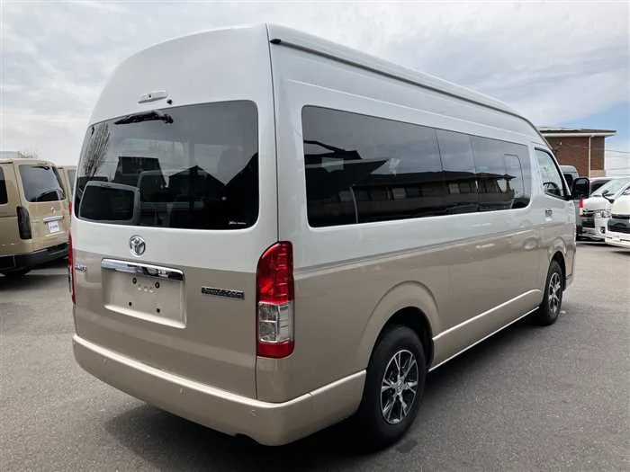 Toyota Hiace Wagon 2025 — миниатюра 2