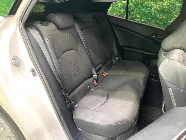 Toyota Prius 2022 — миниатюра 4