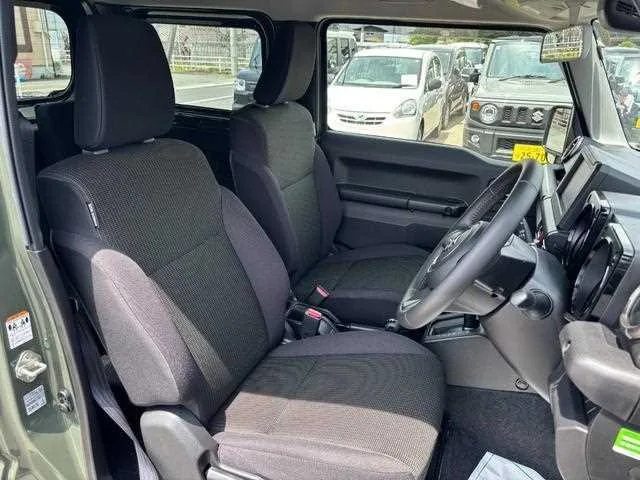 Suzuki Jimny 2023 — миниатюра 3