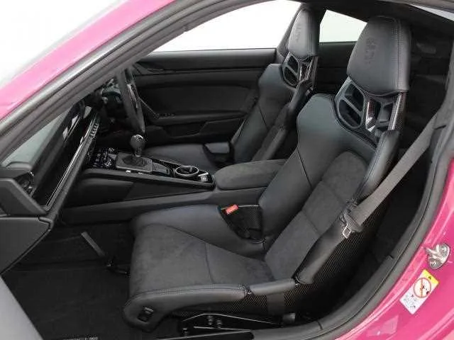 Porsche 911 2023 — миниатюра 3