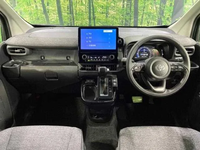Toyota Sienta 2024 — миниатюра 2