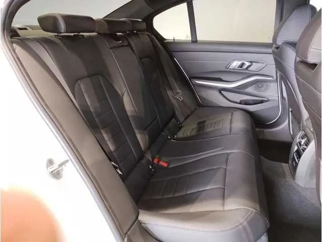 BMW 3 Series 2023 — миниатюра 3