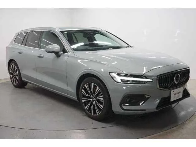 Volvo V60 2025 — миниатюра 2