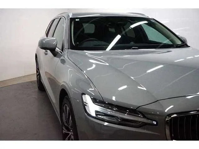 Volvo V60 2025 — миниатюра 5