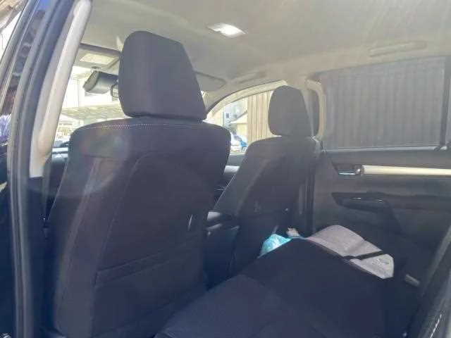 Toyota Hilux 2022 — миниатюра 5