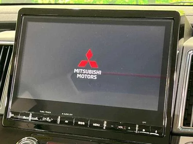 Mitsubishi Delica D:5 2024 — миниатюра 3