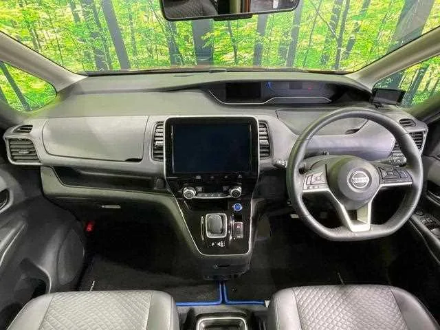 Nissan Serena 2022 — миниатюра 2