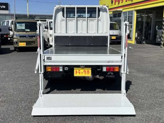 Mitsubishi Fuso Canter 2022 — миниатюра 2