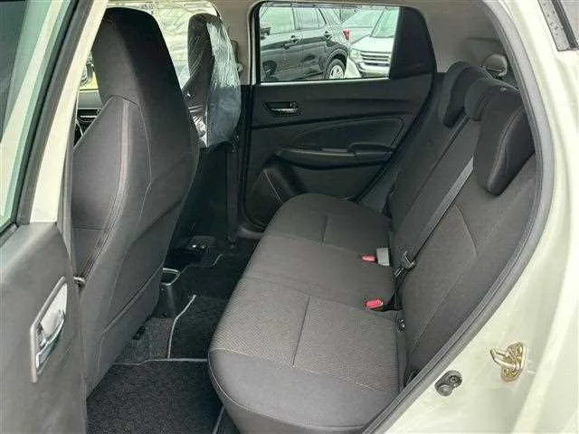 Suzuki Swift 2023 — миниатюра 5