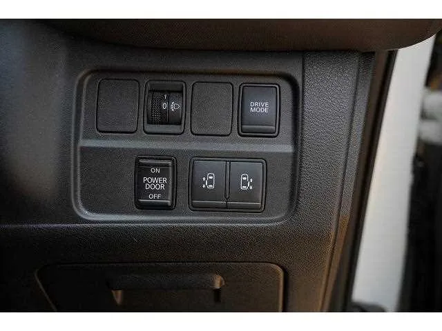 Nissan Serena 2022 — миниатюра 3