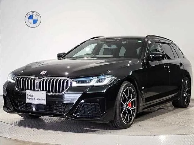 BMW 5 Series 2022 — фото 1, купить с доставкой в Москву