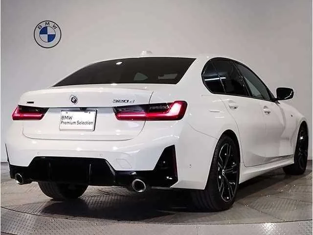BMW 3 Series 2022 — миниатюра 2