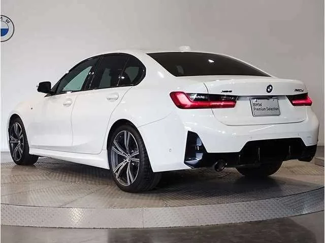BMW 3 Series 2025 — миниатюра 2