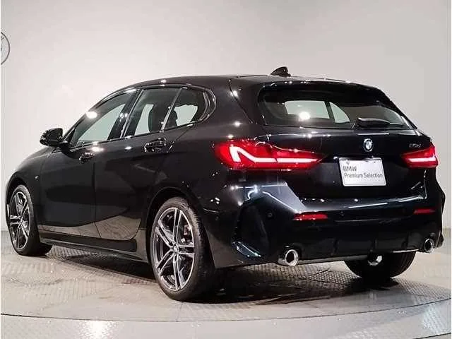 BMW 1 Series 2023 — миниатюра 2