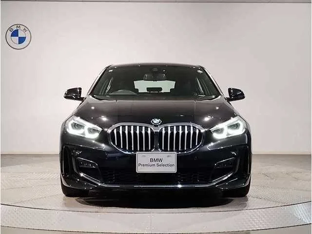 BMW 1 Series 2023 — миниатюра 5