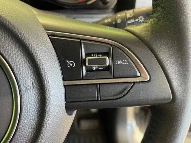 Suzuki Jimny 2025 — миниатюра 3
