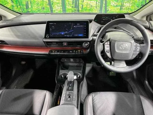 Toyota Prius 2023 — миниатюра 2