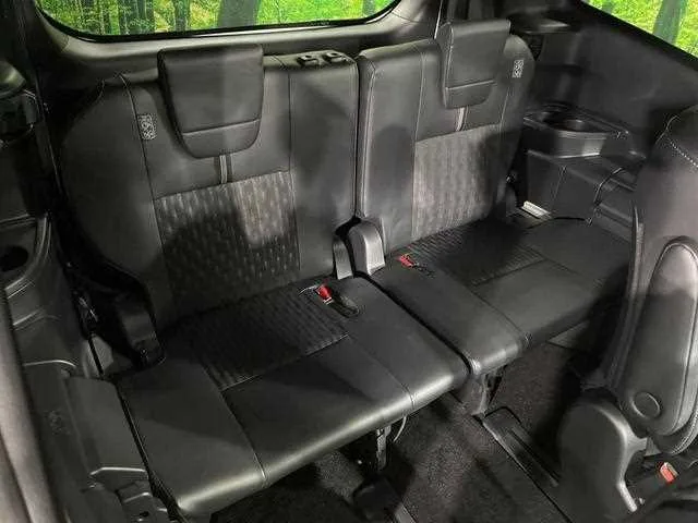 Toyota Noah 2023 — миниатюра 4