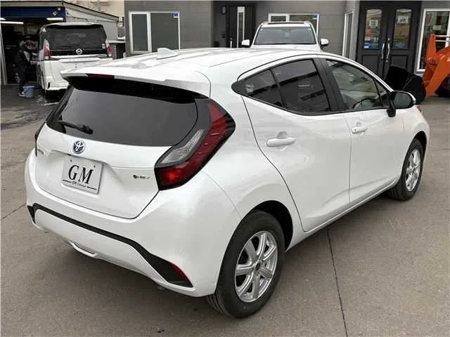 Toyota AQUA G 4WD 2025 — миниатюра 4