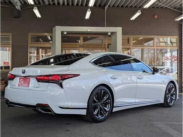 Lexus LS LS500 FSportNaviSR 2022 — миниатюра 3