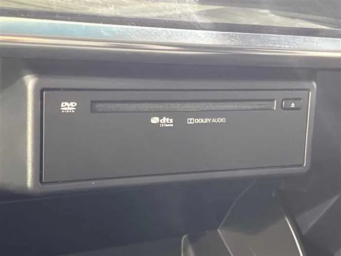 Toyota Alphard 2022 — миниатюра 3