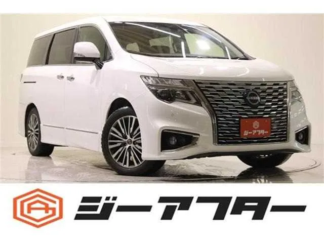 Nissan Elgrand 2023 — фото 1, купить с доставкой в Москву