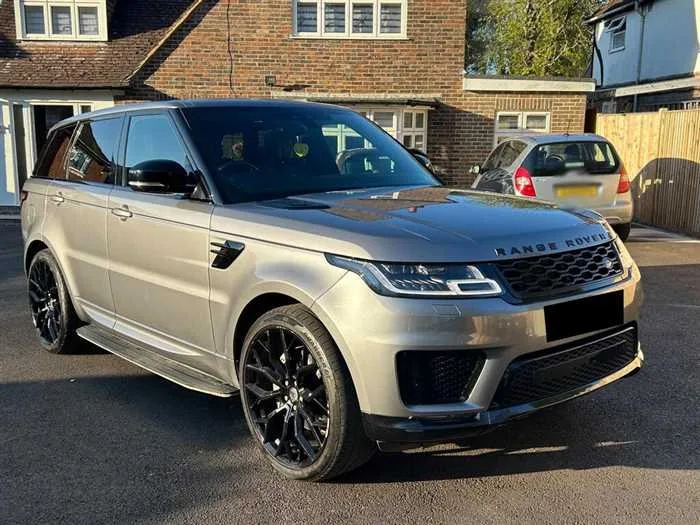 Land Rover Range Rover Sport AUTOMATIC DIESEL 2022 — фото 1, купить с доставкой в Москву