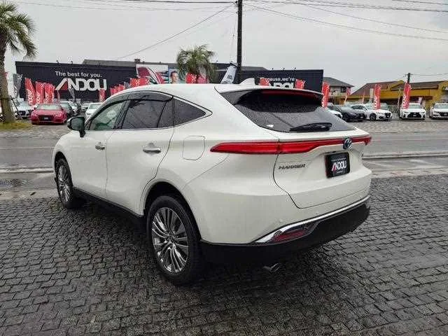 Toyota Harrier Hybrid 2022 — миниатюра 2