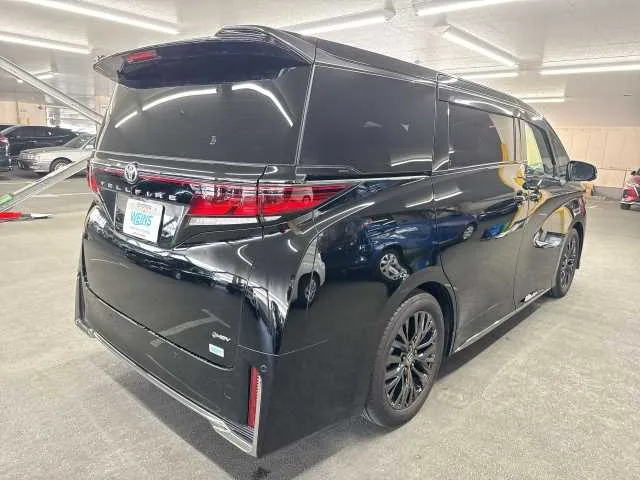 Toyota Vellfire HV Z PREMIERGlass roofLeather seat 2024 — миниатюра 3