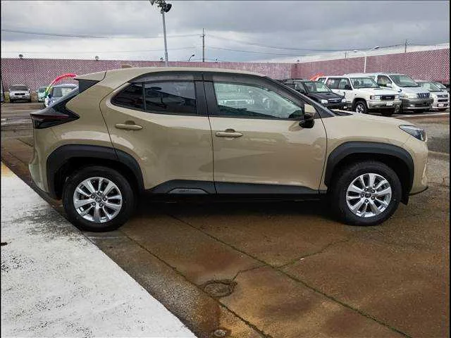 Toyota Yaris Cross HYBRID G 4WD 2023 — миниатюра 5