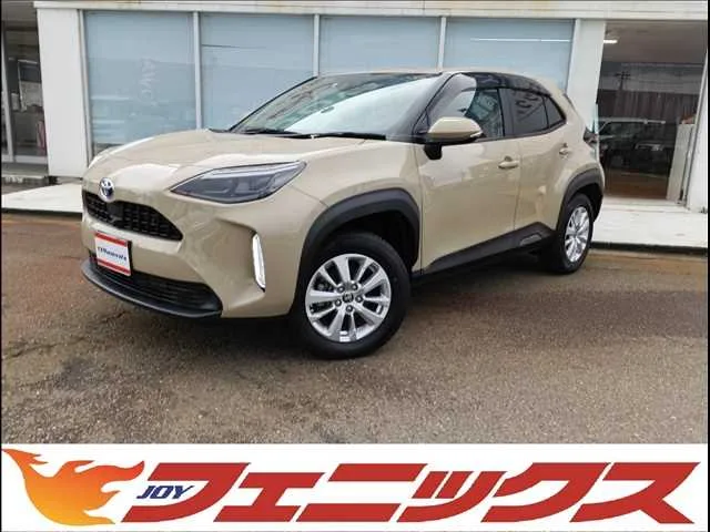 Toyota Yaris Cross HYBRID G 4WD 2023 — фото 1, купить с доставкой в Москву