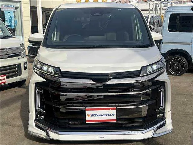 Toyota Noah S-Z 2023 — миниатюра 2