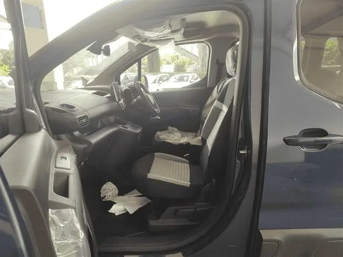 Citroen Berlingo New E-berlingo EV passenger 2024 — миниатюра 4