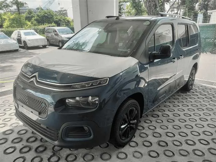 Citroen Berlingo New E-berlingo EV passenger 2024 — фото 1, купить с доставкой в Москву