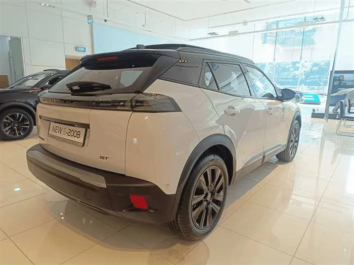 Peugeot 2008 Brand New Peugeot E-2008 SUV GT 2024 — миниатюра 5