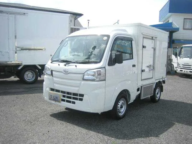 Daihatsu Hijet Truck 2022 — фото 1, купить с доставкой в Москву