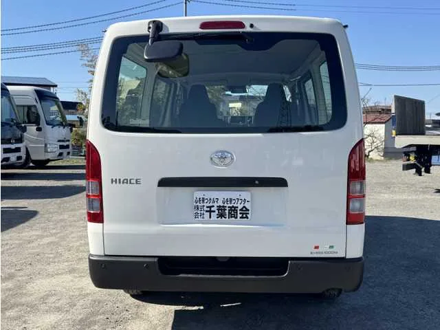 Toyota Hiace Van 2026 — миниатюра 5