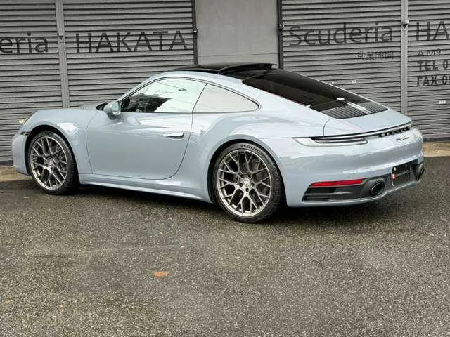 Porsche 911 2024 — миниатюра 4