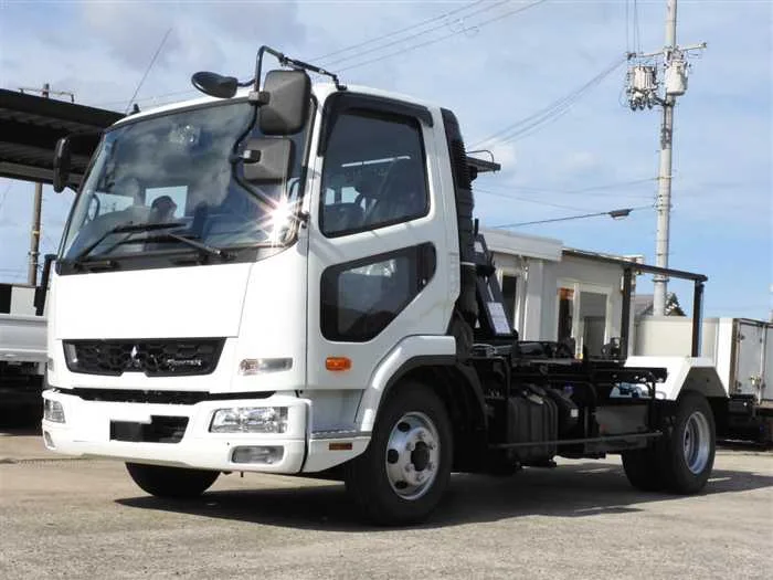 Mitsubishi Fighter 3.45T 2025 — фото 1, купить с доставкой в Москву