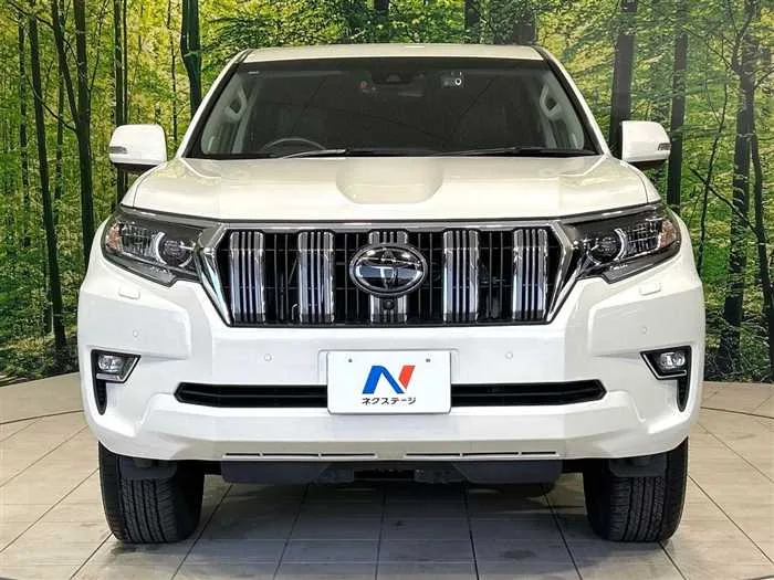 Toyota Land Cruiser Prado 2022 — миниатюра 2