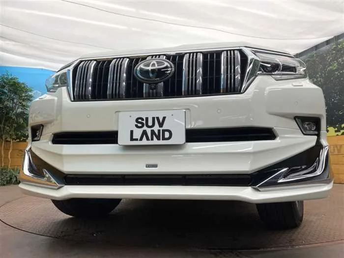 Toyota Land Cruiser Prado 2023 — миниатюра 2