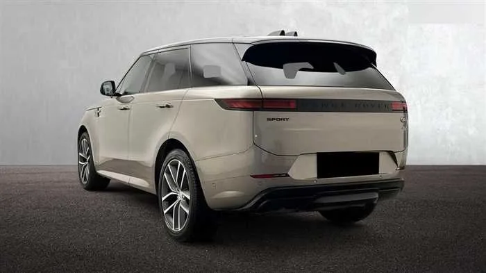 Land Rover Range Rover Sport AUTOMATIC DIESEL 2023 — миниатюра 4