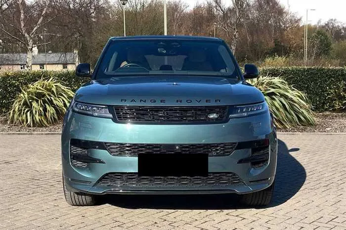 Land Rover Range Rover Sport AUTOMATIC DIESEL 2023 — миниатюра 2