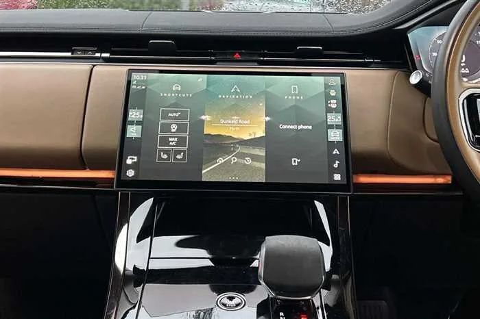 Land Rover Range Rover Sport AUTOMATIC DIESEL 2023 — миниатюра 4