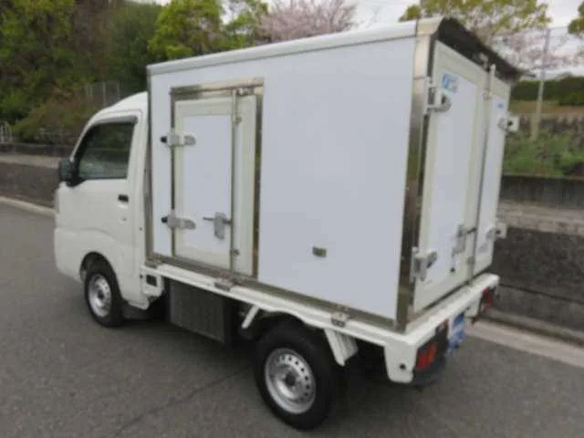 Daihatsu Hijet Truck 2023 — миниатюра 4