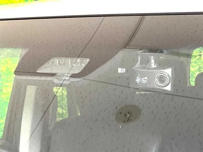 Mitsubishi Delica D5 2024 — миниатюра 3