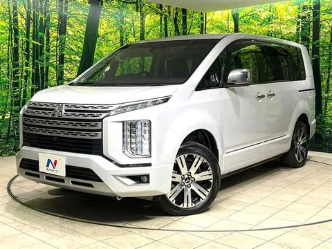 Mitsubishi Delica D:5 2024 buy in Moscow