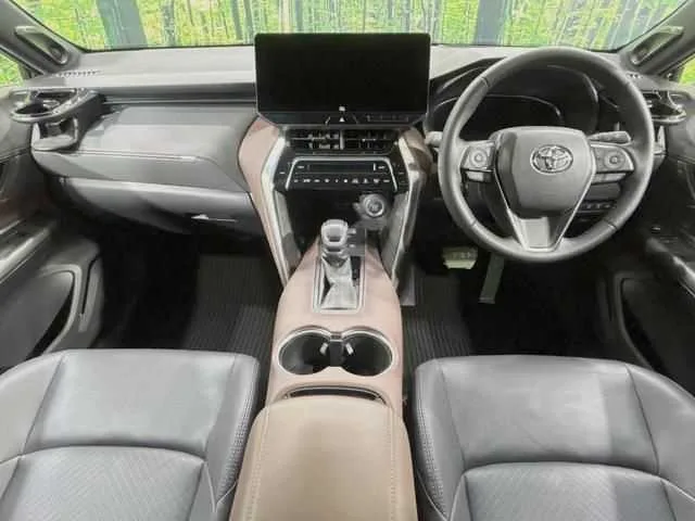 Toyota Harrier Z Leather Package 2024 — миниатюра 2
